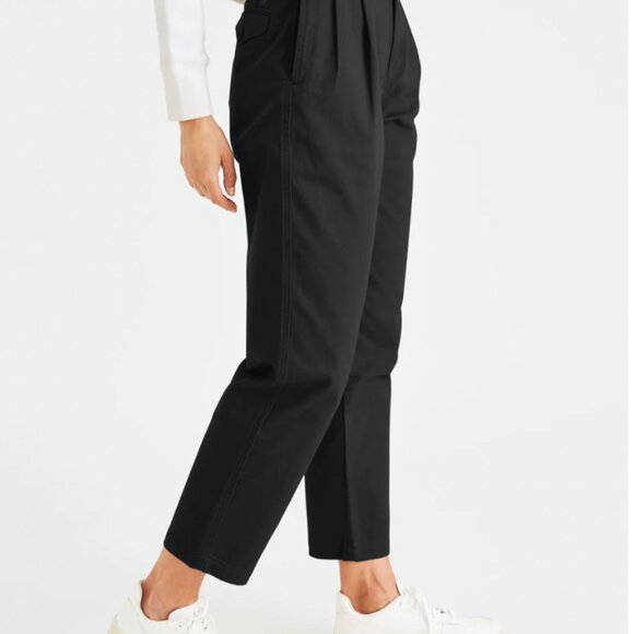 NWT Dockers Original Khakis, Pleated, High Waisted Tapered Fit Black Size 27 - Picture 2 of 3